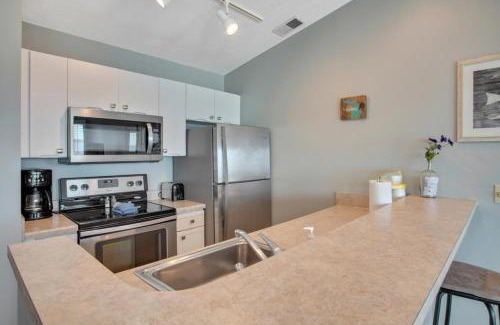 Traverse City House | Beach Room 323