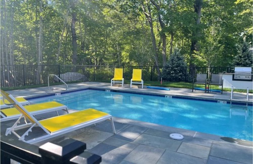 Cape Porpoise Apartment | "Beach Rose", Luxurious 2-BR in Historic Cape Porpoise