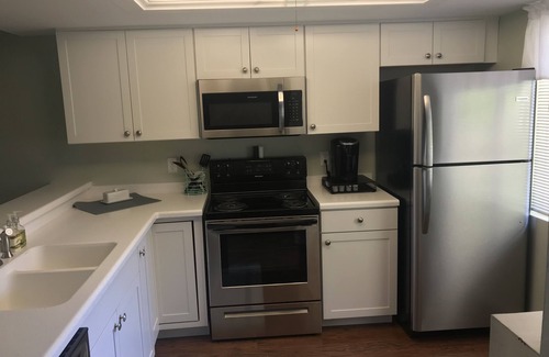 Biggar Condo | Beach's, Golf, Dining and Shopping close by