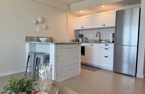 Lenox Park Condo | Beach Shack Penthouse Daytona Beach