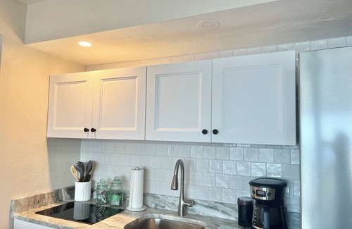 Lenox Park Condo | Beach Shack Penthouse Daytona Beach