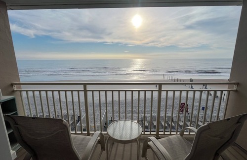 Lenox Park Condo | Beach Shack Penthouse Daytona Beach