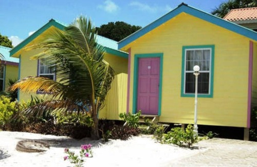 San Pedro Cottage | Beach side cottage on Private beach with AC, Del Rio-RCG