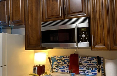 East Ocean View Apartment | Beach Side HideAway - Pet Friendly, WiFi, Smart TV, Central AC