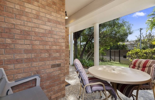 Woorim House | Beach Side Pet Friendly Hideaway