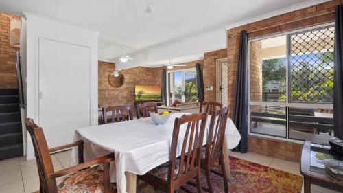 Woorim House | Beach Side Pet Friendly Hideaway
