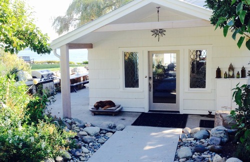 Vashon Island House | Beach, Spectacular views, Soaking Tub: Bluff House on Vashon Island