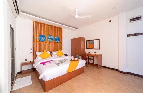 Gulhi House | Beach Stone