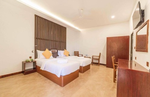Gulhi House | Beach Stone