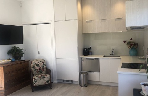 Pukehina Apartment | Beach studio with gardens.