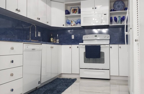 Estero House | BEACH & SUNSETS CONDO!