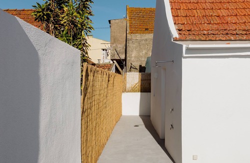 Trafaria House | Beach, Surf and City - 2 bedroom villa
