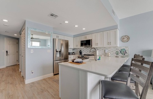 Daytona Beach House | Beach Therapy - Ocean Walk