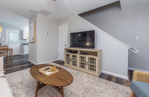 Colington Apartment | Beach Twin A | Clean & Cute | Hot tub
