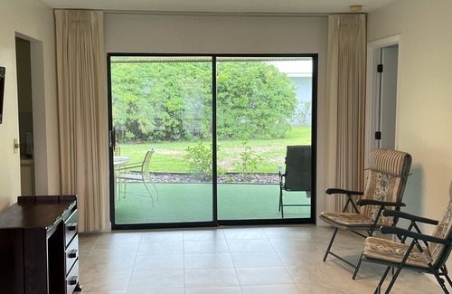 Englewood House | Beach Vacation House - Minutes from the Beach and Hiking trails