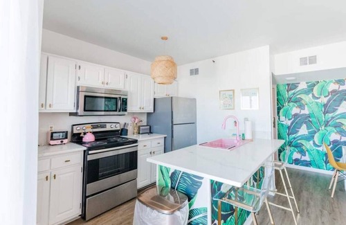 Fort Morgan Condo | Beach View Condo-3 beds-Indoor/Outdoor Pool, Restaurant, Fitness Center. On HGTV