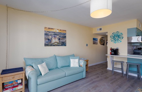 McCutcheon Field Condo | Beach, Views, and Relaxation at "What The Shell"!
