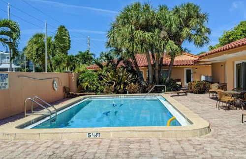Holmes Beach Apartment | Beach Villa 1B