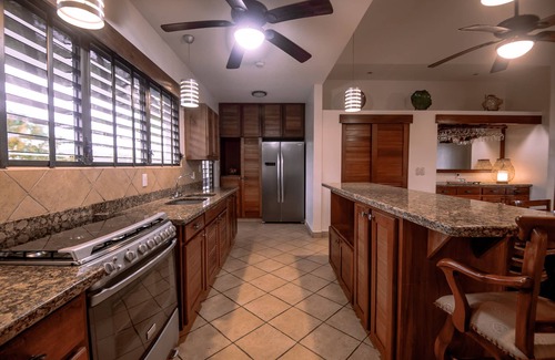 Jiquelite Villa | BEACH VILLA - BEACHFRONT - A/C/HOT SHOWER
