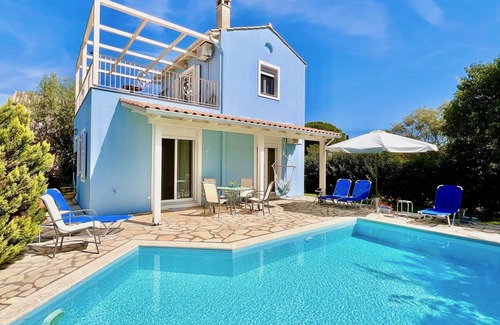 Lefkada Town Villa | Beach Villa Iolis with private pool