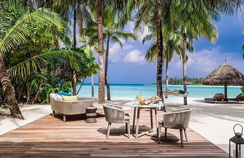 Reethi Rah Hotel | Beach Villa King at One&Only Reethi Rah, Private Beach, Balcony!