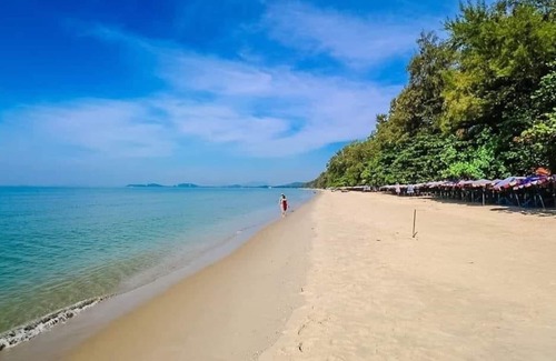 Mae Pim Villa | Beach villa with sea view in Cape Mae Phim, private pool.