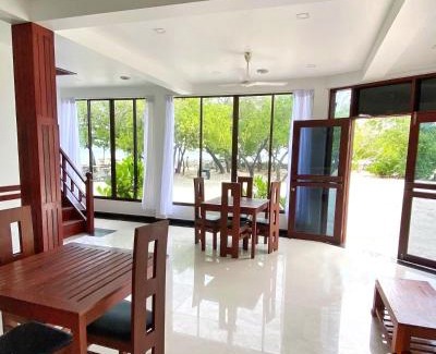Gulhi House | Beach Walk Villa Maldives