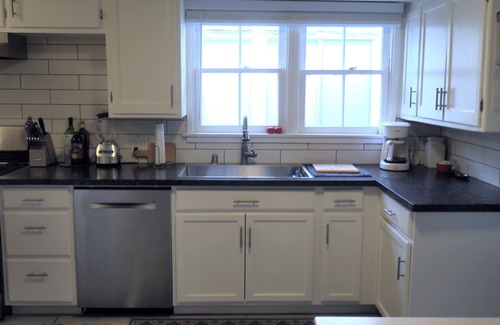 Belmont Shore House | Beach-Walkable 2BR/2BA-Shops, Restaurants-Garage-Pets Welcome!nReg: NRP22-00501