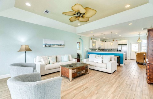 San Luis House | Beach & Water Views on 3 Sides! Screened Porch!