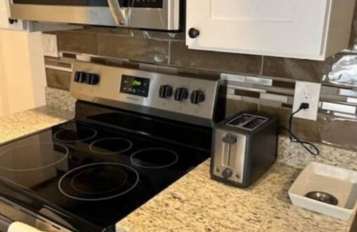 Clearwater Apartment | Beach Within Reach Apt 2