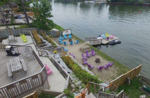 Wasaga Beach Cottage | Beach1*com - Riverfront cottage #2