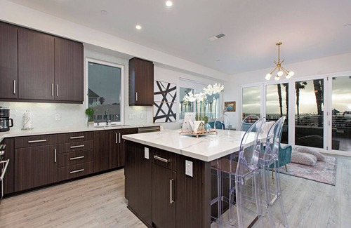 Imperial Beach House | BeachBreak #8 Corner Home with endless OCEAN VIEWS!