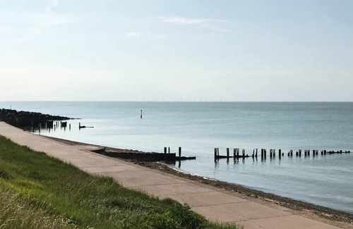 Birchington RV Rental | Beachcomber Glamping