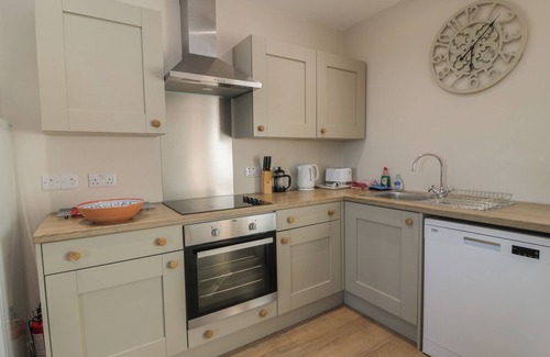 Kirkbean Cottage | BEACHCOMBER'S COTTAGE, country holiday cottage in Southerness