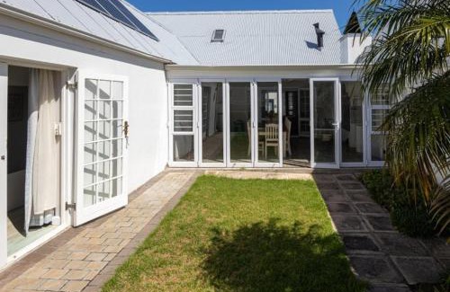 Hermanus House | Beachcomber's Rest