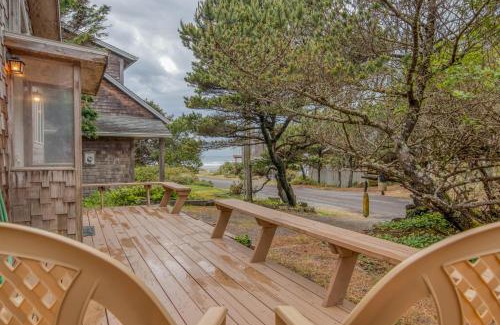 Manzanita House | Beachcombers Paradise MCA 663 - Meredith Lodging
