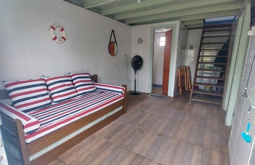 Governador Celso Ramos Ski Chalet | Beachfront Cottage