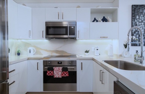 Ferrocarrilera Condo | Beachfront 1-bedroom luxury condo at Encantame Towers by the Sea of Cortez.