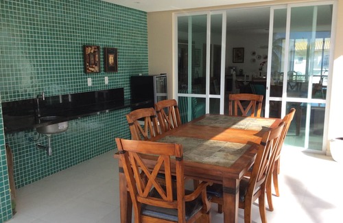 Vilas do Atlantico House | Beachfront, 10 suites with AC (20 guests), swimming pool, Wifi, Smart TV, barbecue
