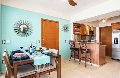 Colonia 5 de Diciembre Condo | BEACHFRONT 2-Bedroom Condo - New Dates Available - DOWNTOWN!