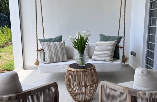 Grand Gaube Apartment | Beachfront 2-bedroom apartment in marvelous Grand Gaube