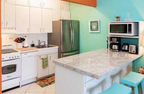 Savannah Condo | Beachfront 2BR Condo on Private Spotts Beach
