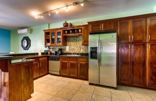 Placencia Villa | Beachfront 2BR Villa with Pool & Spacious Layout