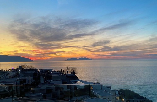 Jala Apartment | Beachfront 3-Bedroom Apartment in Vlora with Free Parking, Wi-Fi, and Sea Views!