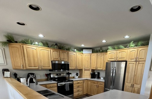 Ontonagon House | Beachfront 3-bedroom vacation home steps to Lake Superior