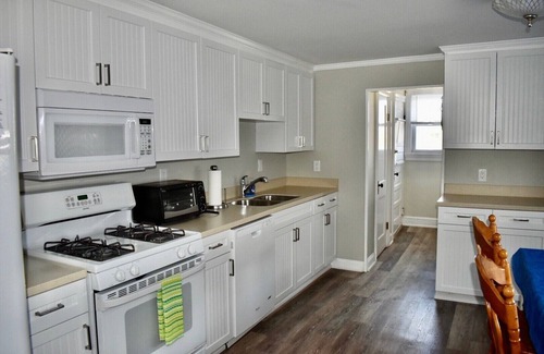 Salisbury Cottage | Beachfront 3 family home, best on the beach! Any a full week in summer add 250