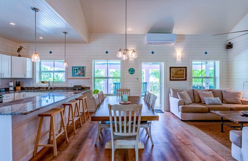 Hope Town House | Beachfront 4 bed 3 bath luxury home with dock access, Hope Town settlement area