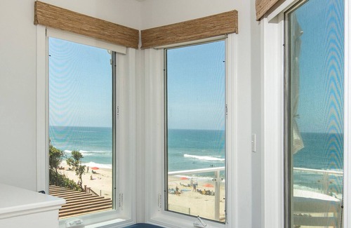 Carlsbad Village House | Beachfront 4 bedroom home, sleeps up to 9