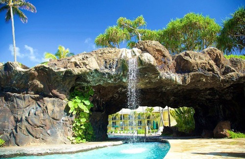 Hanamaulu Condo | Beachfront 4 Star Resort, Oceanview Room, Restaurants on site, 4 Beautiful Pools