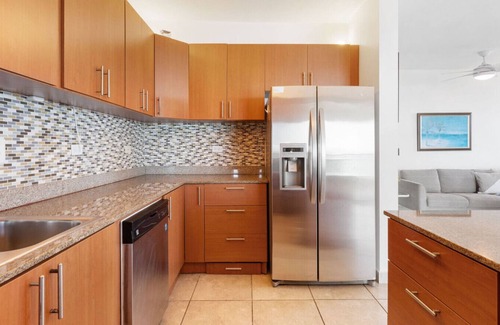 Guayabo Condo | Beachfront 7th floor unit with amazing views